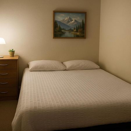 Comfy 2 Bedroom Flat Near Edinburgh City Center Экстерьер фото